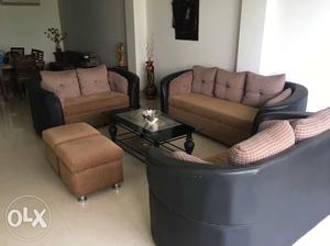 7 pc sofa set + 2 puffies + center table