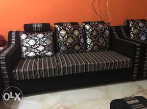 Black And White Floral Fabric Sofa