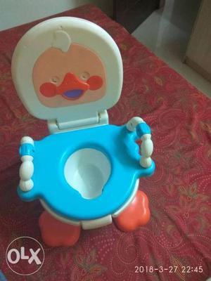 Duck potty seat for kid