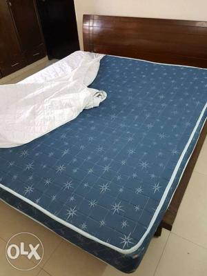 King size fat mattress. used for few months. no