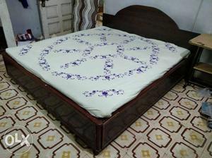 King size() pure sagwaan wood bed...very