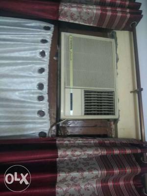 O general 1.5 ton window ac in very good condition with full