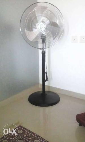 Orient pedestal fan, hardly used, good working