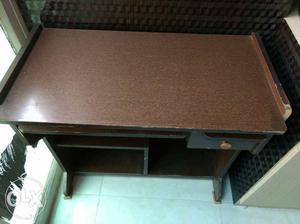 Rectangular Brown Wooden office Table
