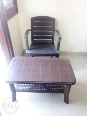Single chair,table set