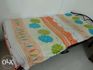 Single iron bed with matress