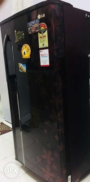 190 litres LG fridge.. 2 years old available..