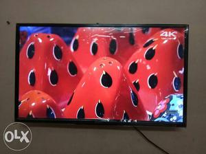 32 Sony smart full HD Flat Screen Led TV 1 vga 2 hdmi 2 USB