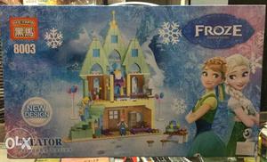 Brand new frozen building sets - great toy for