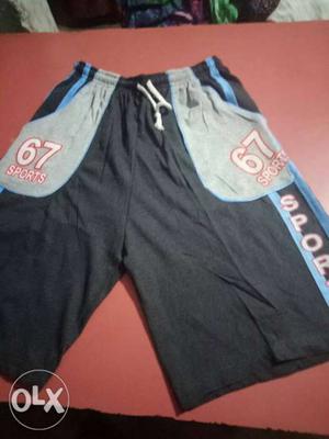 FACTORY OUTLET Gray And Green shorts