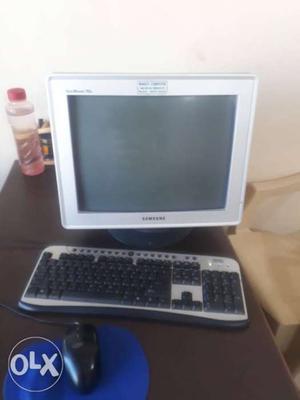 Gray CRT Computer Monitor And Keyboard CPU 80GB Hard disk