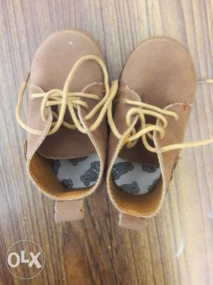 Kids toddler stylish trendy shoe almost new. Make an offer