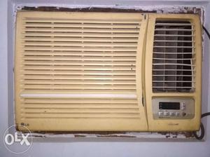 LG 1.5 Tan windows AC