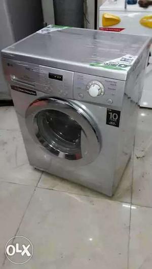 Lg trom 5.5kg fully automatic Front load Washing