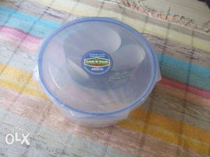 Lock and Fresh Plastic Containers (Big)..10
