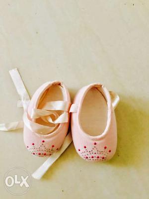 Newborn baby bootie. mrp 850