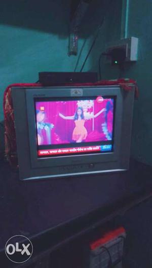 Sumsung 14" flat colour TV with Tata sky dish