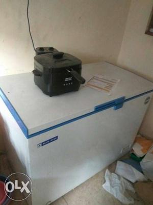 Two 3ltrs deep fyers for sale only 3 months old,