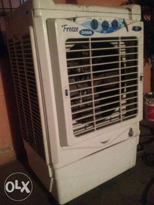 White Freeze Evaporative Air Cooler