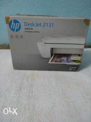White HP DeskJet  Printer Bocx