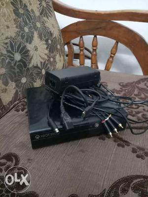 Xbox 360 E 500gb in very good condition