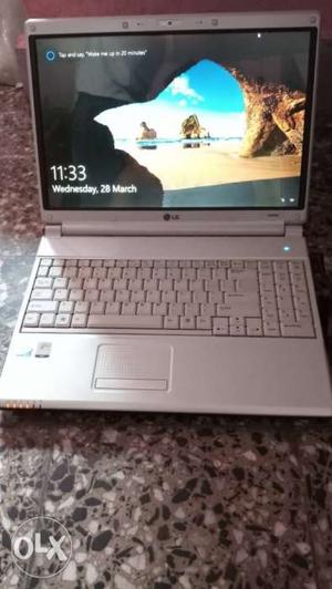 Xnote LG R510 laptop 4 GB of RAM and has 1 TB HDD