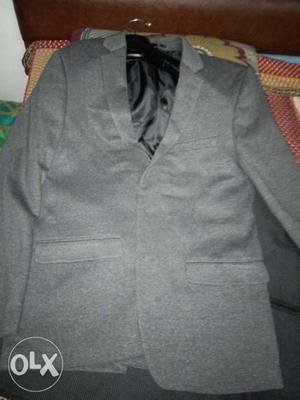 Gray Notched Lapel Suit Jacket