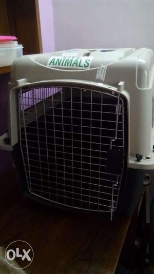IATA approved Dog flight cage for sell.