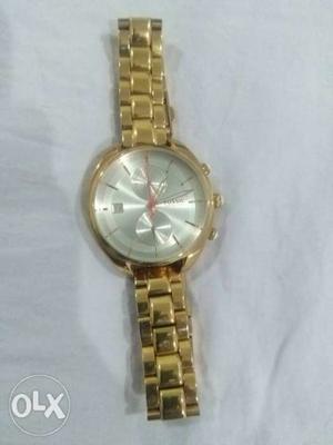 Ladies Fossil watch... 6days used watch...