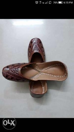 Pair Of Women's Brown Leather Flats
