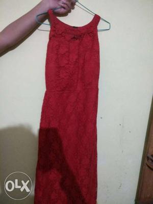 Red gown dress fix price...only actul buyer