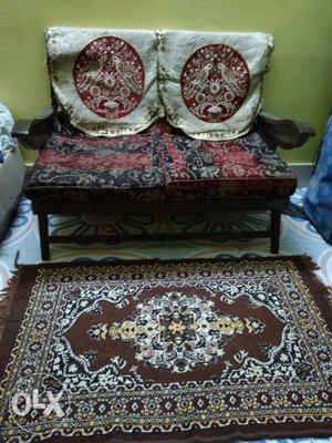 Four seater sisua wood with teapoy..