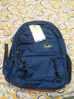 I want to sold a New Navy blue sky bags Whose Mrp is 