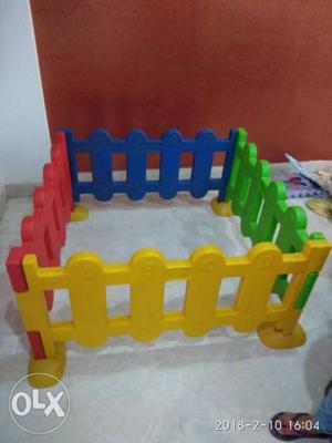 Kids toy play fence, 3.5 by 3.5ft. high quality