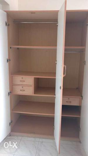 Wardrobe in excellent condition just 2yrs old