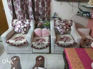 White And Brown Floral Sofa Set