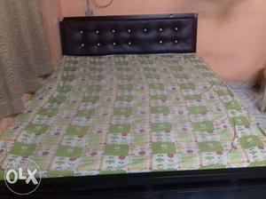 5×6 storage metal bed with backside cushion,