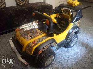 Children's Yellow And Black Ride-on Car Toy