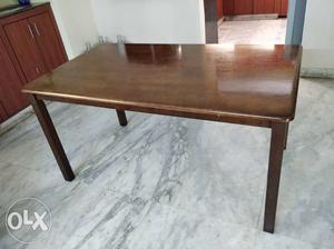 Dining table at lowest cost