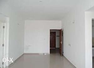 Lease ground floor 8 Lakhs 1bhk flat in Kodihalli