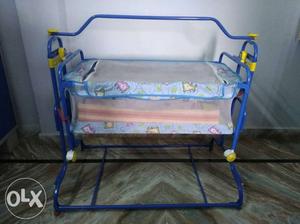 New born swing cradle