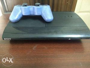 Sony PS3 12GB + 1 controller (Dual shock 3) + 10
