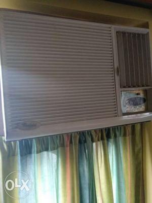 1.0 Ton Window AC in fine working condition.