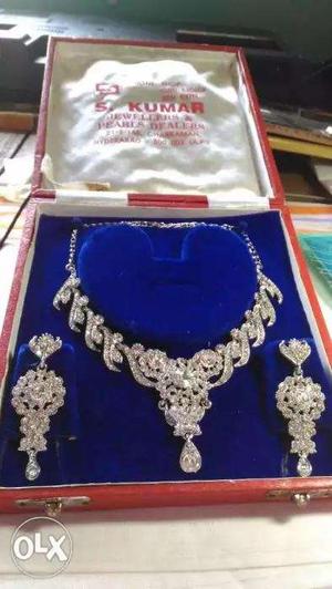 Beautiful Necklace set, Packed