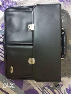 Brand new office bag/briefcase