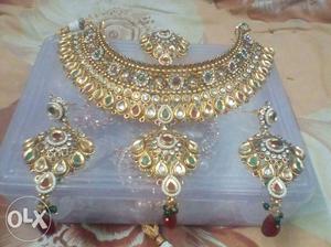 Gold-colored Beaded Necklace And Pair Of Earrings Set on