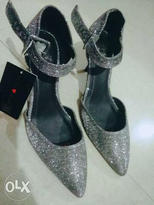 High heels decorate by gilter size 39 party wear nd fancy