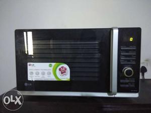 LG Black n Gray Microwave Oven 26 lit