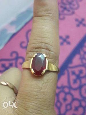 Original Rubi stone gold ring for sale.