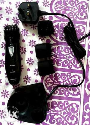 Panasonic Trimmer with 4 attachments and charger